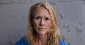 Smid bh'en og vær fri – men beskyt børnene