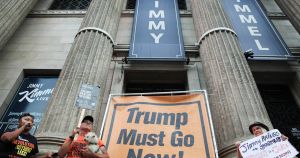 Jeg ved godt, det er upopulært at sige, men Jimmy Kimmel var selv ude om den fyring