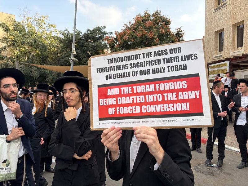 Netanyahu holds urgent talks as Smotrich calls for elections over budget vote delay