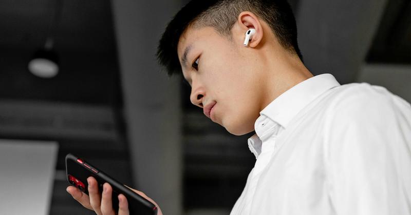 The Language Trap: How AI Writing Tools Are Standardizing Our Thoughts