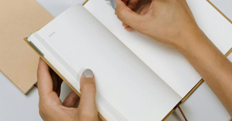 Keep Your Pen Moving: 6 Science-Backed Benefits of Gratitude