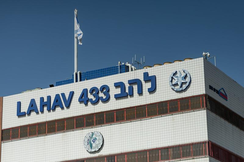 Police arrest southern mayor for allegedly pocketing wartime donations to residents