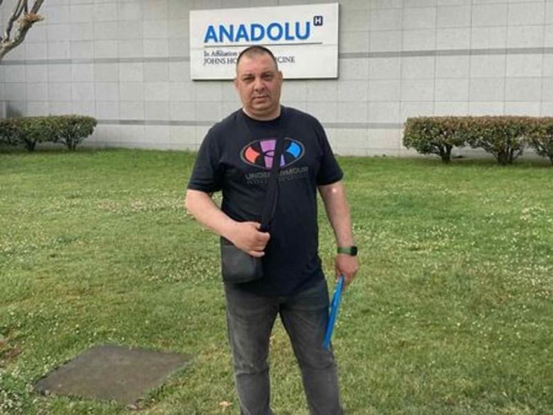 Тежка диагноза изправи известен кинооператор от Бургас пред битка за живот, помогнете на Добромир