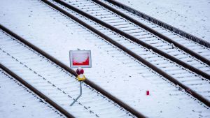 Strecke Berlin–Hamburg länger gesperrt: Die Deutsche Bahn hat viel zu viel versprochen