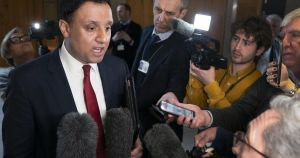 Sarwar’s bold call for Starmer to quit exposes a deeper crisis of trust in politics