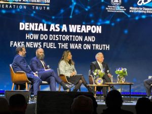 On Political Messaging