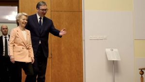 Na koju kartu igra Vučić kada kaže da je spremen da se odrekne veta za članstvo u EU?