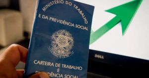 Fim da escala 6×1: Fecomércio vê risco de demissão e informalidade