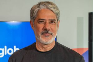 Bonner fala de reconexão com o público após saída do JN: 'Me agradecem pelo que fiz'