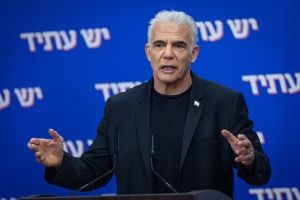 Lapid threatens to boycott Modi’s Knesset visit if High Court president not invited