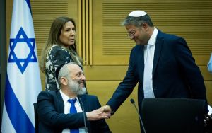 Coalition to renew work on bill barring court intervention in ministerial appointments