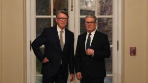 Detenido Peter Mandelson, exembajador del Reino Unido en EEUU, por su vinculación con el pederasta Epstein