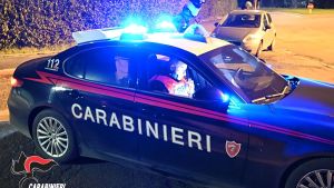 Frasi moleste alle ragazze. Carabinieri in pizzeria