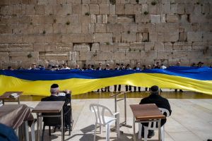 Blue and Yellow at the Western Wall: Massive Prayer for Ukraine Held in Jerusalem