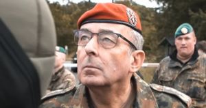 Análise | O alerta feito pelo general alemão e o aniversário da guerra na Ucrânia