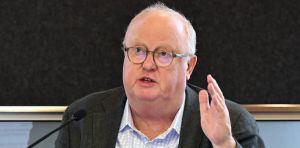 Politics with Michelle Grattan: Geoffrey Watson calls for a royal commission on the CFMEU scandal