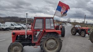 Šire se blokade poljoprivrednika: Obustavljen dijalog sa ministrom Glamočićem, čeka se ispunjenje zahteva
