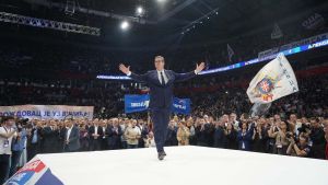 Kako radi Vučićev ansambl i ko je u njemu?