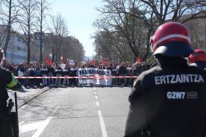 Qué significa cerrar una universidad