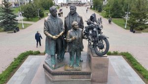 Бои за историю Ижевска — 2. «Маскот, граф и композитор»