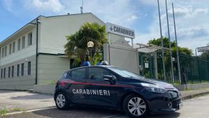 Rubano la corrente al condominio Ater: inquilini denunciati
