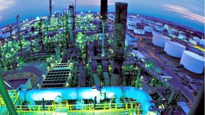 Carburanti bio Eni investe ancora sulla raffineria di Sannazzaro