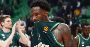 Ο Τεττέη έφαγε τον Χέιζ-Ντέιβις Ο Τεττέη έφαγε τον Χέιζ-Ντέιβις