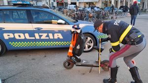 Monopattini, la richiesta di FI: 