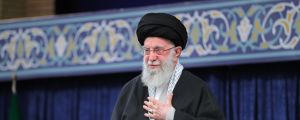 Iran, Khamenei è stato eliminato negli attacchi di Israele e Usa. Cosa cambia ora nel mondo
