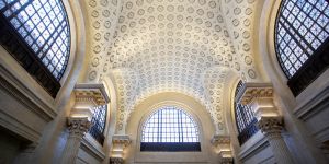 Think big: Senate Building should be turned into high-speed rail hub in 2037