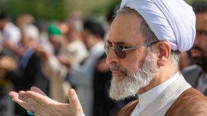 La partita per la successione di Khamenei, chi è il favorito. I nove nomi da cui dipende il destino dell’Iran /