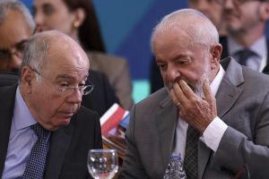 Política externa de Lula erra de novo após ataque ao Irã