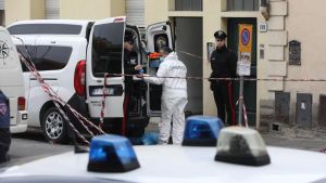 Mazze e coltelli nell’omicidio da film. I tre arrestati oggi davanti al giudice. Il pm: “Pericolosi, restino dentro”