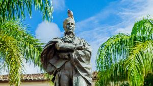 Camilo Torres ¿Sacerdote o guerrillero?