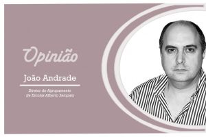 “A urgência dos olhos que...”