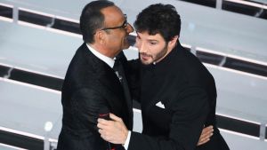 Stefano De Martino, da ‘Amici’ a Sanremo 2027. La Rai punta sul golden boy di ‘Affari Tuoi’