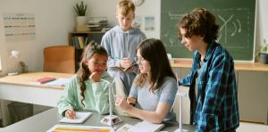 Estudiantes ‘autónomos’: una meta que ha de construirse por etapas y con acompañamiento