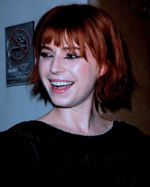 10 Fun Facts About Jessie Buckley: From Irish Roots to Dominant 2026 Awards Run for 'Hamnet' Best Actress Win