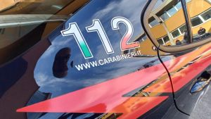 Cuggiono, nel giorno delle nozze accoltella al petto il promesso sposo di 70 anni: festa annullata e corsa al pronto soccorso