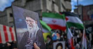 Guerre en Iran : en tuant Ali Khamenei, les Américains et les Israéliens en font un martyr