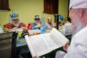 From Zoom megillahs to sirens during reading, all you need to know about Purim at war