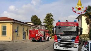 Prata di Pordenone, allarme antincendio in una scuola primaria: evacuati studenti e insegnanti