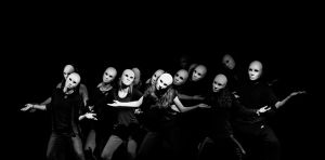 Pourquoi les crises s’éternisent à l’ère digitale… une réponse inspirée de la tragédie grecque