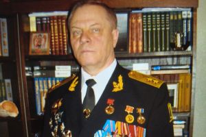 «Тайная жена вице-адмирала»: у тела высокопоставленного моряка сыновья нашли штамп о браке. А спустя недели исчезли его ордена