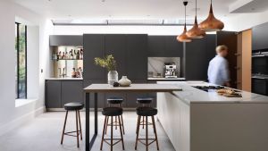 Evin kalbinde üç büyük usta