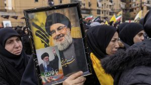 Panahi: Son of a dog Ayatollah is burning in hell