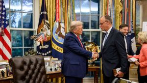 Friedrich Merz verabschiedet sich vom Völkerrecht