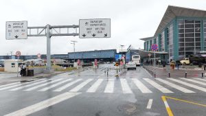 Evakuisano 200 srpskih državljana: Avion iz Dubaija sleteo u Beograd