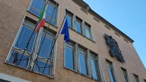 Truffa un’anziana con la tecnica del falso incidente: condannato, ma la vittima nel frattempo è morta