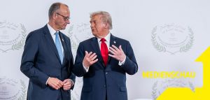 Kanzler kriecht zu Kreuze